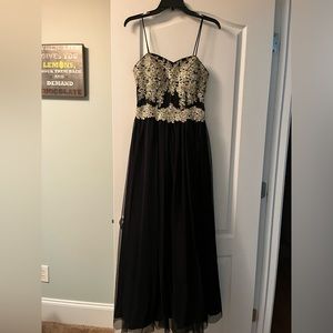 Black and Gold Macy’s Prom Dress